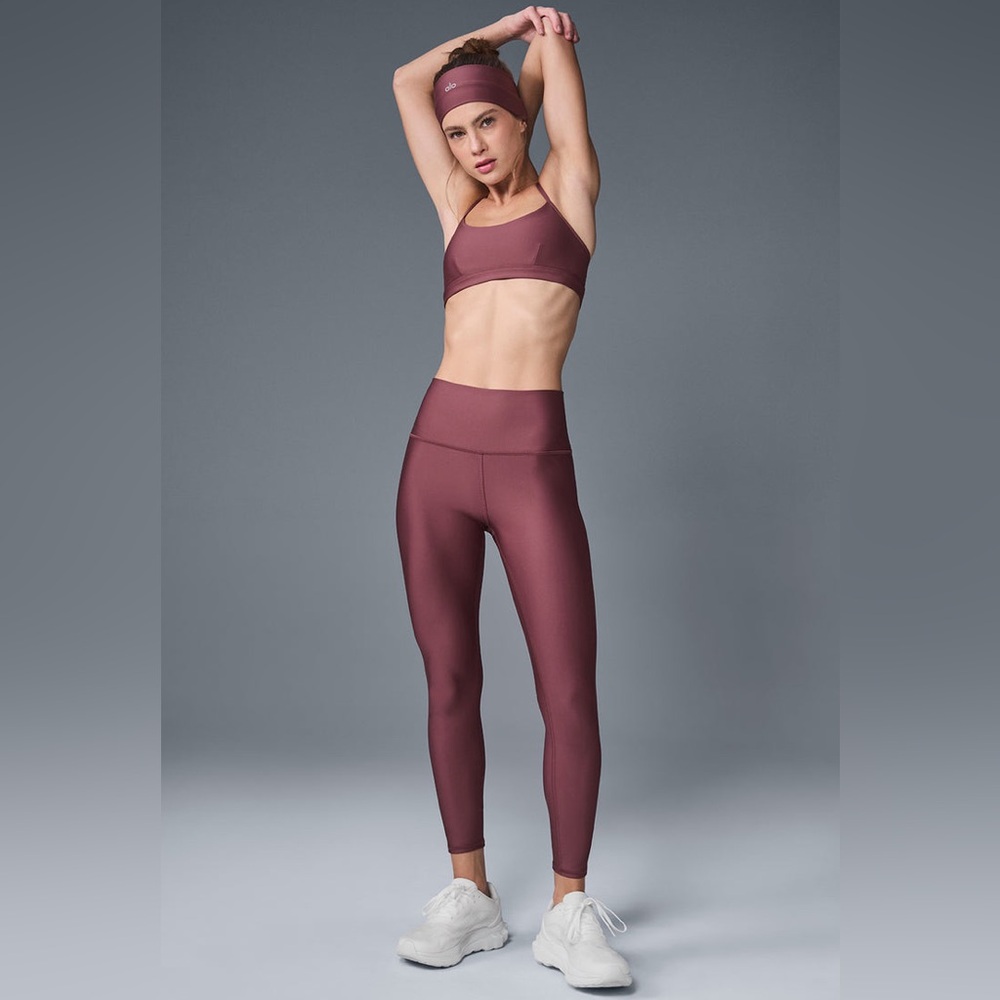 Alo Airlift Set - Burgundy Truffle